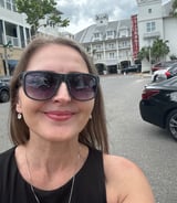 Housekeeper in Orlando - Eva N.