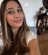 Nanny/Babysitter in Fort Lauderdale - Mya V.
